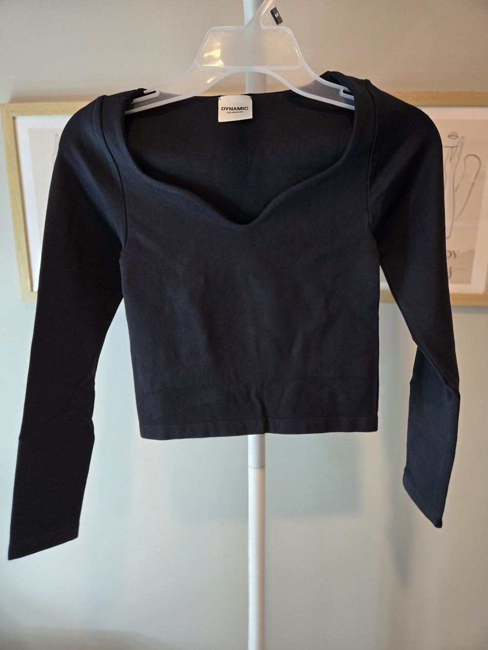NWT Smoothing Sweetheart Women’s Black Long-Sleeve Cropped Top
